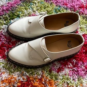 DR MARTENS White Shoes Size 8.5